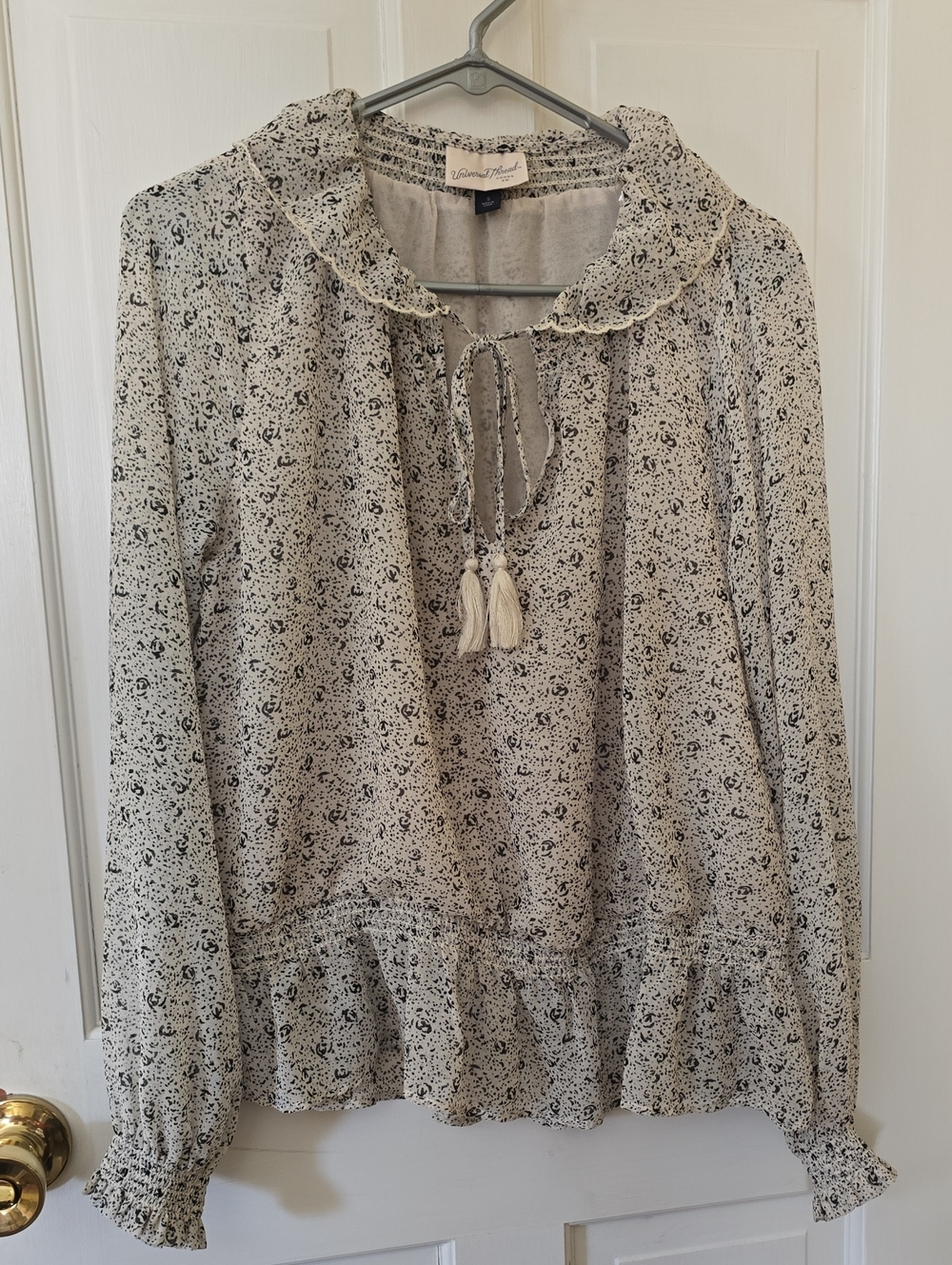 Universal Threads Cream & Black Floral Ruffle Tie-Neck Peasant Blouse